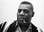 Famous Pipe Smokers: Howlin` Wolf