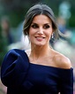 La Reina Letizia deja a todos boquiabiertos con su look en los Premios ...