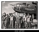 Boeing B-17 Flying Fortress avión bombardero denominado Pink Lady que ...