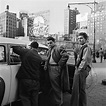 Never Before Seen Street Photos Of 1950s NYC And Chicago - Pulptastic