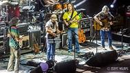 Watch Billy Strings & The String Cheese Incident Perform Grateful Dead ...