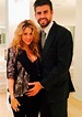 La más tierna y romántica foto de Shakira y Piqué y el bebé que viene ...