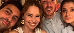 [Fotos] ¡Qué preciosura! Emilia Clarke agrandó su familia - m360.cl