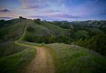 Rolling hills at dusk in Briones Regional Park, CA : r/hiking