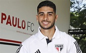 SPFC anuncia oficialmente a contratação do uruguaio Michel Araújo ...