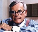 Dominick Dunne Biography - Facts, Childhood, Family Life & Achievements