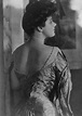 Rita de Acosta Lydig, 1905 - Gertrude Kasebier - WikiArt.org