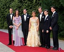 Los Grandes Duques de Luxemburgo con sus 5 hijos - La Familia Ducal de ...