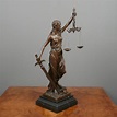 Themis Diosa de la Justicia - escultura de bronce - Estatua