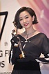 毛舜筠正式加盟英皇娱乐 金像奖最佳女主角再夺亚太影后桂冠