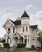 What Is a Victorian-Style House?