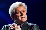 ¿Cómo luce hoy Peter Cetera, la voz inconfundible del grupo Chicago ...