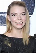 Anya Taylor-Joy Height Weight Body Stats Age Family Facts