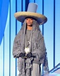 21 of Erykah Badu's Most Iconic Hat Moments | Erykah badu style, Erykah ...