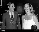 Der südafrikanische Herzchirurg Professor Christiaan Barnard mit seiner ...