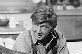 'The Waltons' Star Ralph Waite Struggled With Alcohol Behind the Scenes ...