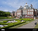 Palace at Huis Ten Bosch, Huis Ten Bosch, a theme park in Sasebo ...