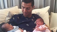 Eva y Mateo, en sociedad: Cristiano Ronaldo presentó a sus gemelos al ...