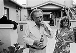 Charles Bukowski and Linda Lee 1986 by Thomas Hoepker | Fofura, Velhos