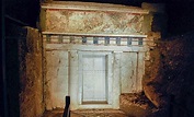 ピリッポス2世の墓も！ギリシャの世界遺産「ヴェルギナの考古遺跡」 – skyticket 観光ガイド