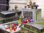 101 Famous Graves in Père Lachaise Cemetery | Paris Discovery Guide