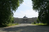 Castillo Real de Laeken y sus jardines - Bélgica - Ser Turista