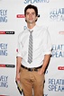 5 Things to Know About The Newsroom Star Hamish Linklater