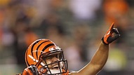 Alex Erickson returns the kick off 84 yards for the Cincinnati Bengals ...