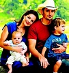 BRAD PAISLEY’S FAMILY JOURNEY WITH KIMBERLY AND 2 SONS (VIDEO) in 2022 ...