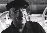 Pablo Neruda e la sua splendida "Ode al giorno felice" | Libr'Aria