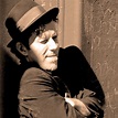 Tom Waits - In Concert At The Beacon Theater, New York - 1979 - Past ...