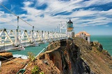 Point Bonita Lighthouse in San Francisco - Climb to the Top of a ...