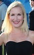 Angela Kinsey Pictures (114 Images)