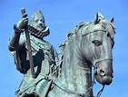 Estatua de Felipe III en la Plaza Mayor de Madrid - Mirador Madrid