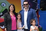 Josh Gad Calls Wife the 'Real Hero' as Daughters Have 'Become Pros' at ...