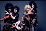 The Dirt: Confessions of the World's Most Notorious Rock Band • NETFLIX ...