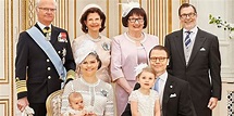 Las familiares fotos oficiales del bautizo de Óscar de Suecia
