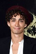 Robert Sheehan | Robert sheehan, Robert michaels, Robert