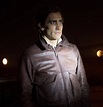 Jake Gyllenhaal as the Nightcrawler in brown leather jacket | Cultjer