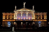 El Teatro Nacional es el nuevo símbolo nacional de la Libertad Cultural ...