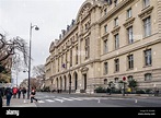 El edificio principal de la Universidad de La Sorbona de París, París ...