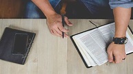 5 Types of Sermon Illustrations and How to Use Them