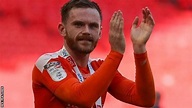 Ollie Turton: Huddersfield Town sign Blackpool right-back on two-year ...