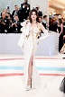 Anne Hathaway's Versace Dress at Met Gala 2023 | POPSUGAR Fashion