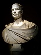 Gaius Julius Caesar (100 BCE-44 BCE). | Escultura romana, Historia ...