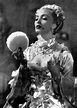 Doris Duranti as the Countess of Castiglione. | Foto, Nero, Dive