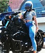 Harley Davidson America Official Instagram | Garotas de moto, Roupa de ...