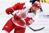 Niklas Kronwall in his Red Wings Winter Classic toque (Ow.ly - image ...