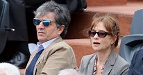 Isabelle Huppert et son mari à Roland Garros en juin 2012. - Purepeople