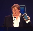 Gabe Newell: Harvard Dropout Turned Valve CEO Who Gave Gamers Left 4 ...